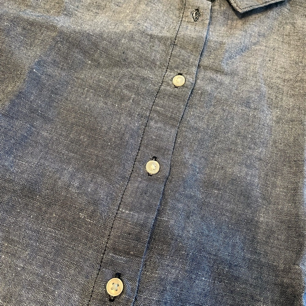 Amazon Chambray Button-Up Shirt - Picture 3 of 3